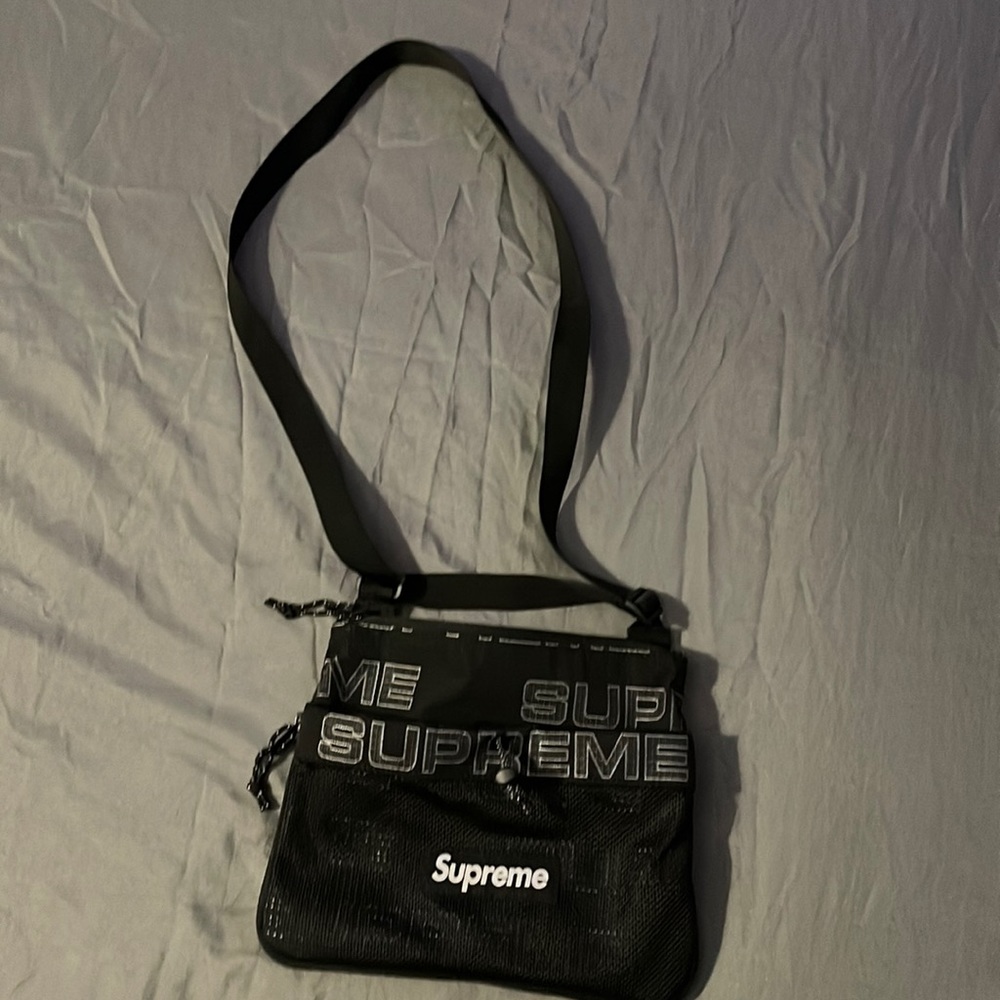 Supreme sling bag